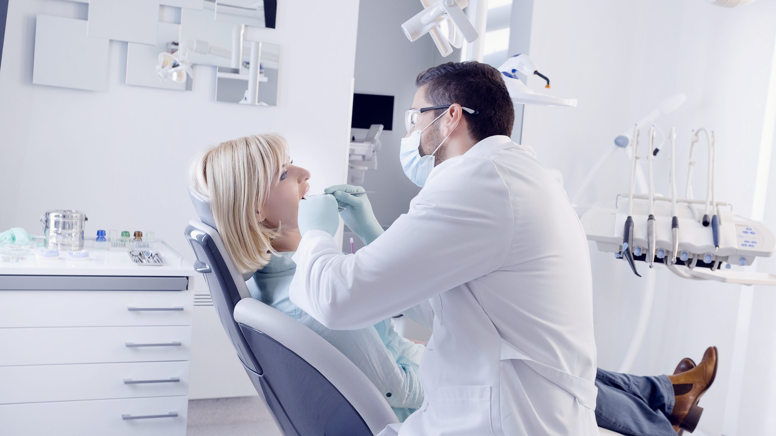 Dentist in Mentone, CA