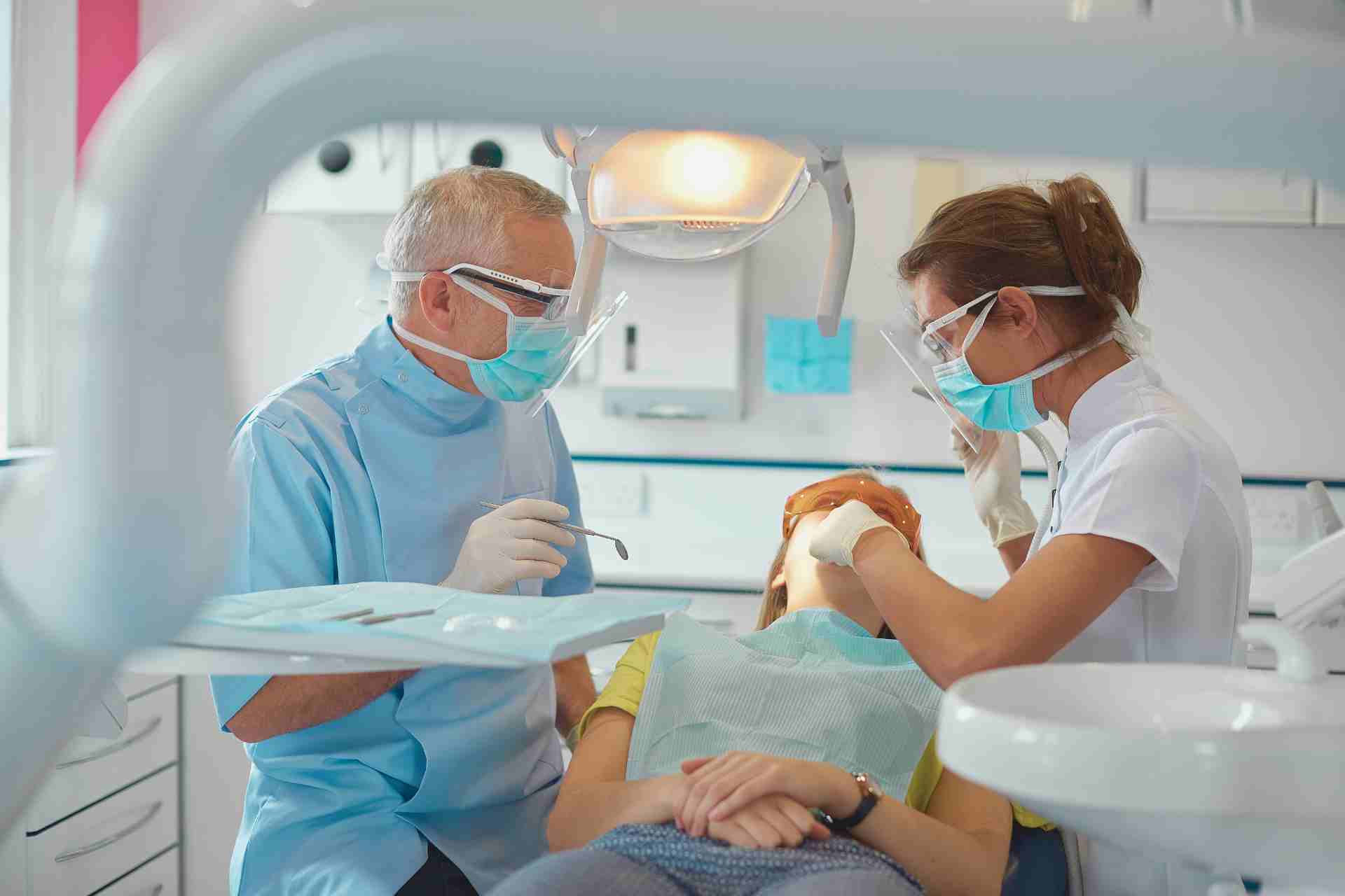 Dentist in Mentone, CA